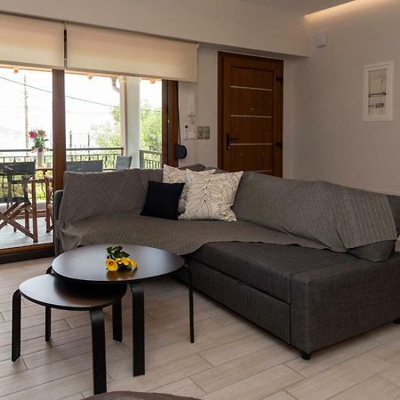 Cavas Luxury Apartments Nea Iraklitsa ภายนอก รูปภาพ