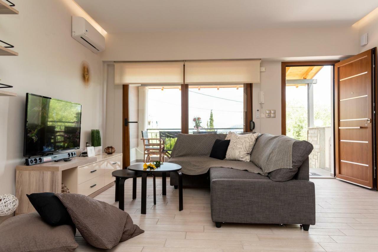 Cavas Luxury Apartments Nea Iraklitsa ภายนอก รูปภาพ