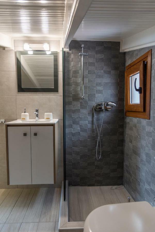 Cavas Luxury Apartments Nea Iraklitsa ภายนอก รูปภาพ