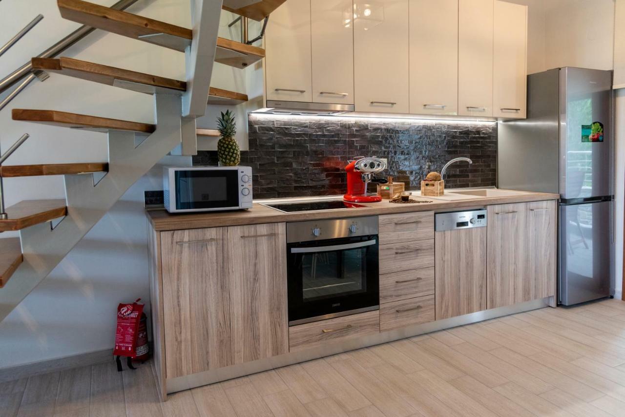 Cavas Luxury Apartments Nea Iraklitsa ภายนอก รูปภาพ