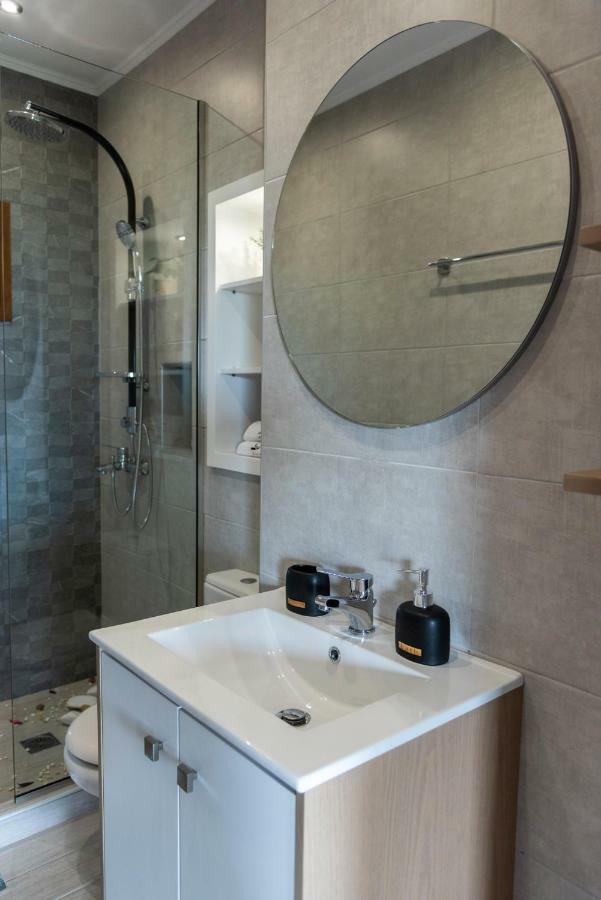 Cavas Luxury Apartments Nea Iraklitsa ภายนอก รูปภาพ